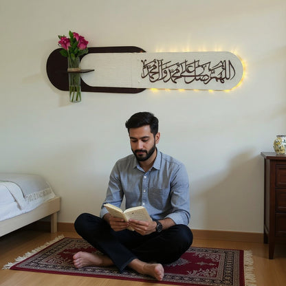 Wall decor and vase + unique phrase