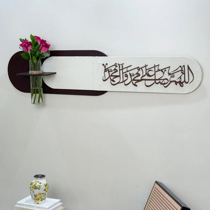 Wall decor and vase + unique phrase